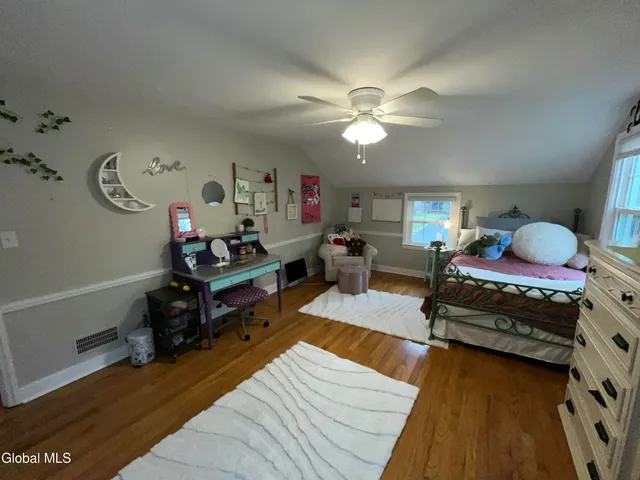 $519,900 | 91 Fernbank Avenue, Bethlehem, NY 12054