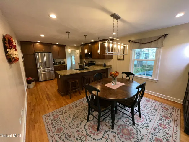 $519,900 | 91 Fernbank Avenue, Bethlehem, NY 12054