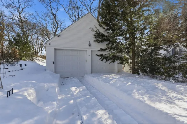 $1,150,000 | 65 East Street, Hingham, MA 02043