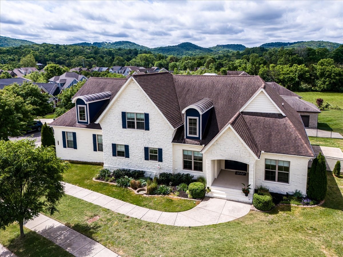 5109 Falling Water Road Nolensville, TN 37135 - Photo 2 of 46