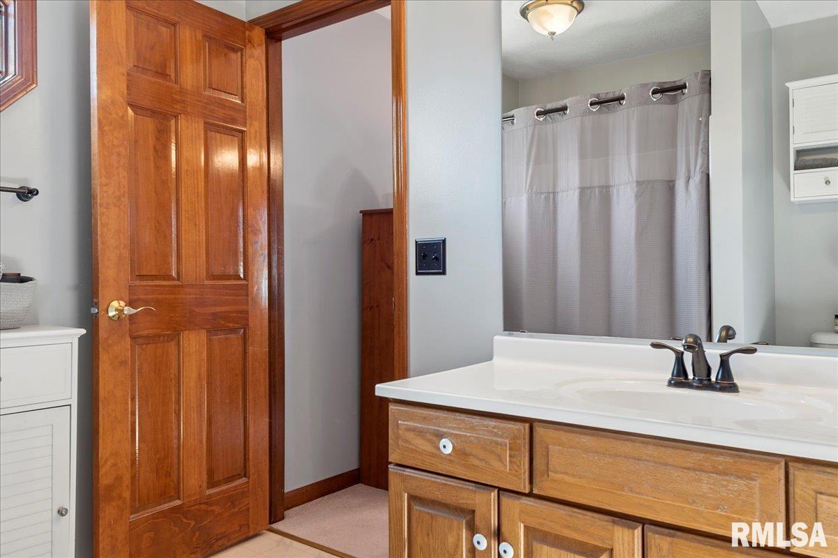 1408 Burning Bush Court Springfield, IL 62712 - Photo 26 of 39 Gallery Image 26
