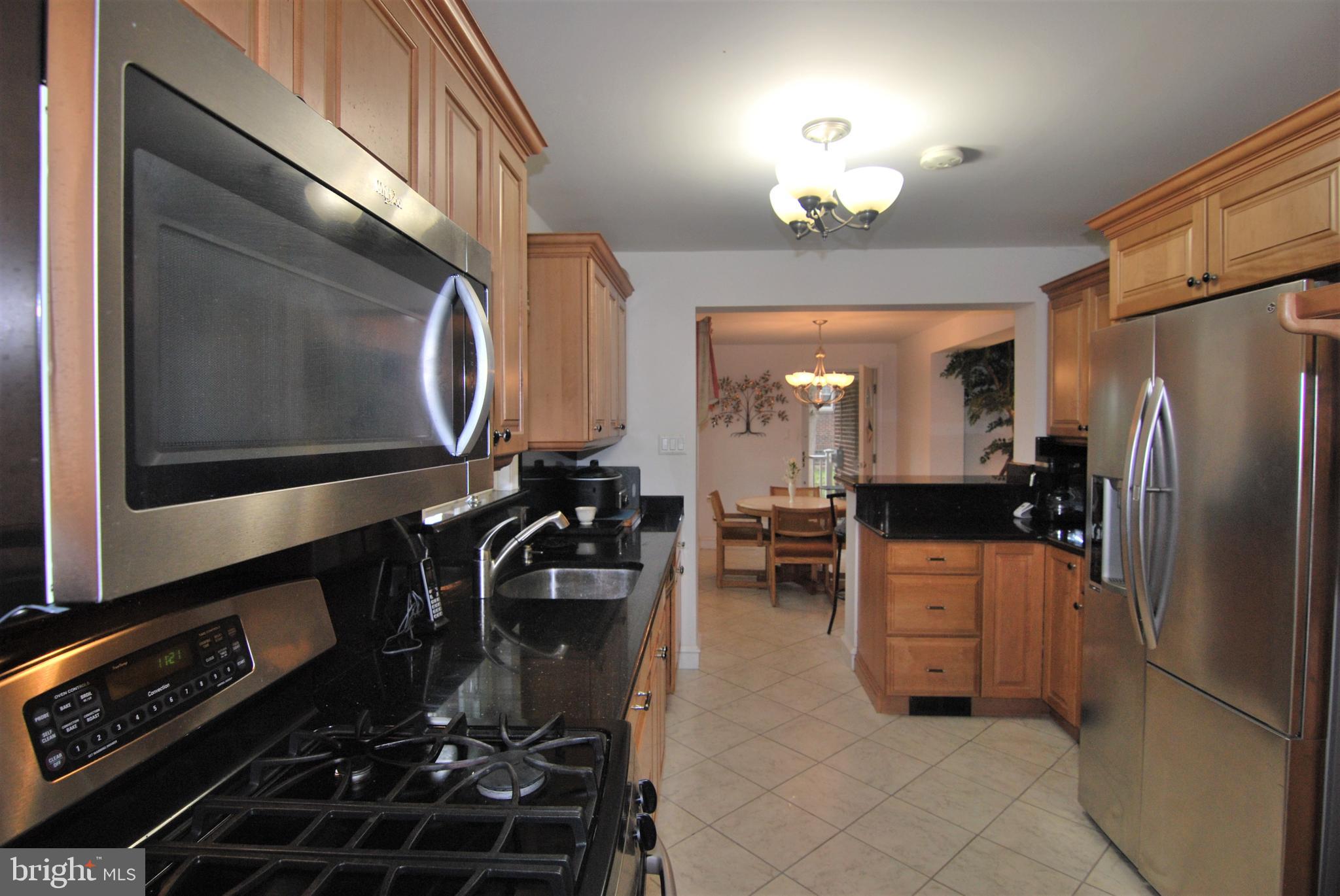 8310 Rising Sun Avenue Philadelphia, PA 19111 - Photo 7 of 24 Gallery Image 7