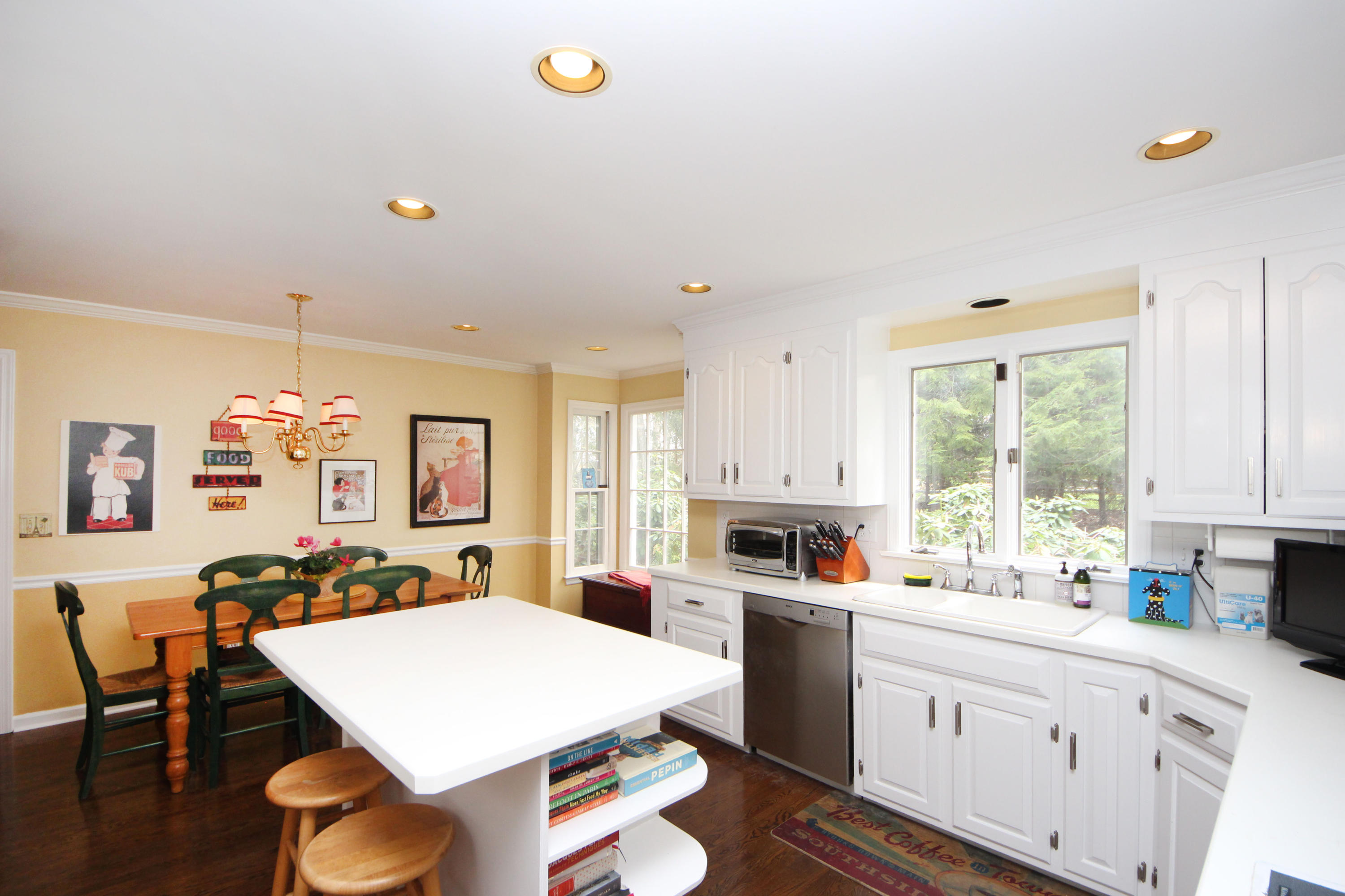 329 Laurel Road New Canaan, CT 06840 - Photo 8 of 30 Sunlit White Kitchen