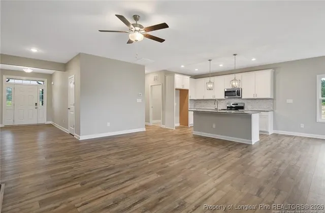 $2,300 | 308 Tulip Oak Drive, Raeford, NC 28376