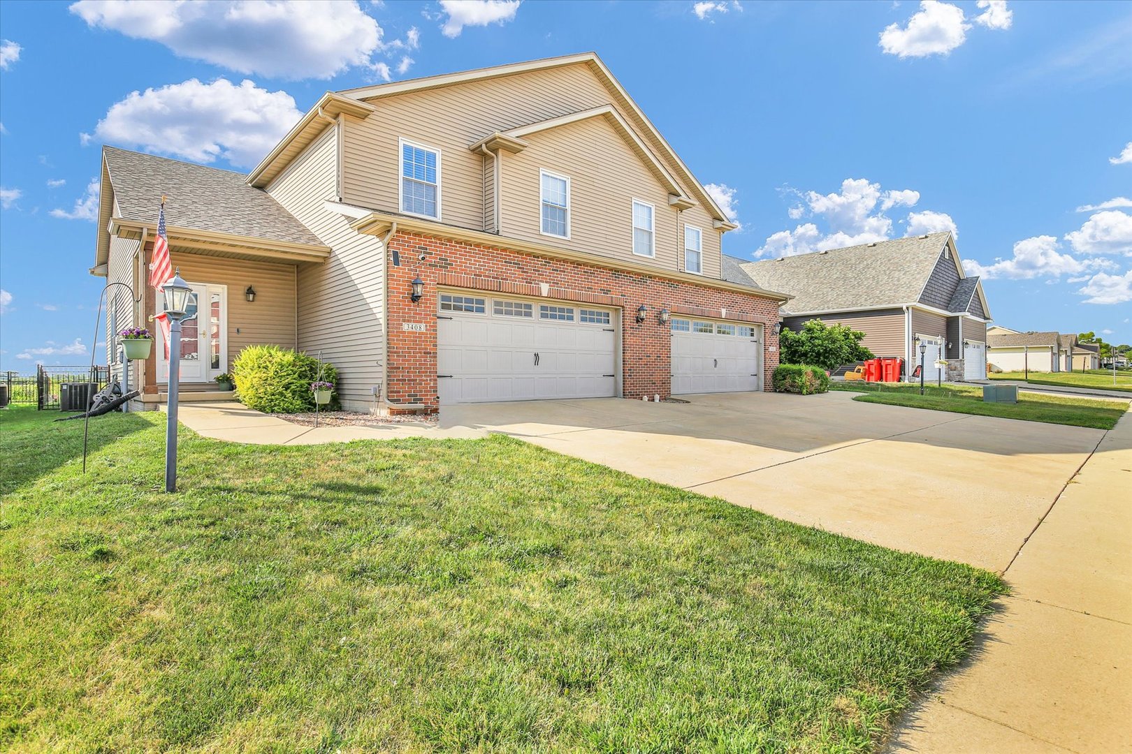 3408 Boulder Ridge Drive Champaign, IL 61822 - Photo 1 of 43 Gallery Image 1