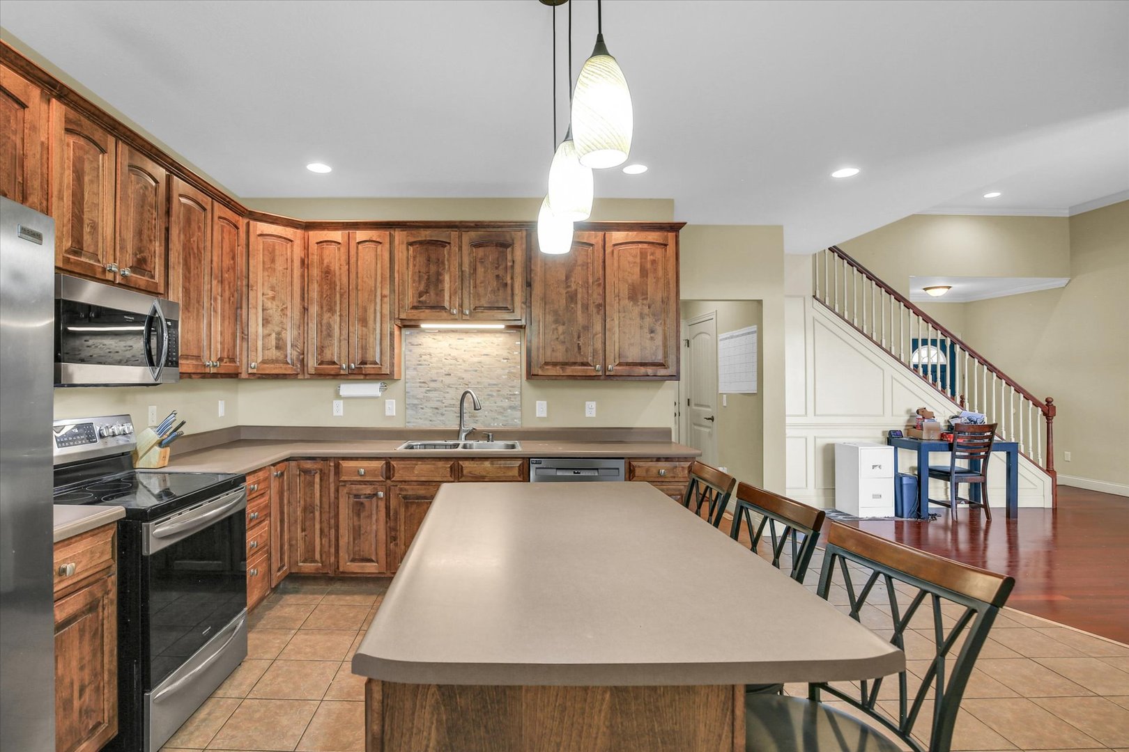 3408 Boulder Ridge Drive Champaign, IL 61822 - Photo 13 of 43 Gallery Image 13