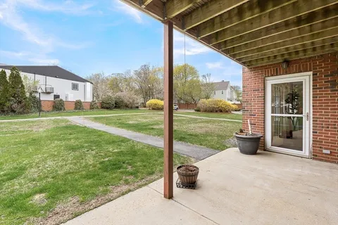 $725,000 | 7 Conant Road, Unit 53, Winchester, MA 01890