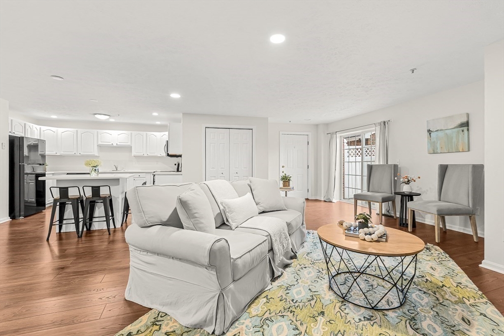 7 Conant Road, Unit 53 Winchester, MA 01890 - Photo 3 of 26