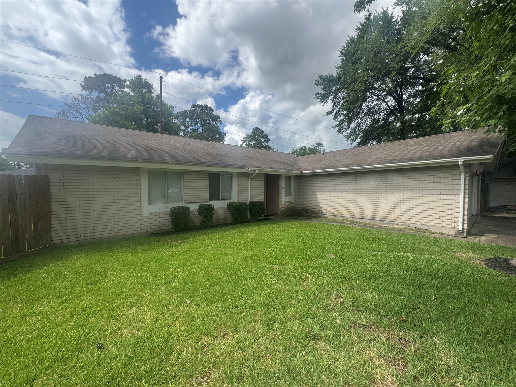 23139 Lestergate Drive Spring, TX 77373 - Photo 2 of 22