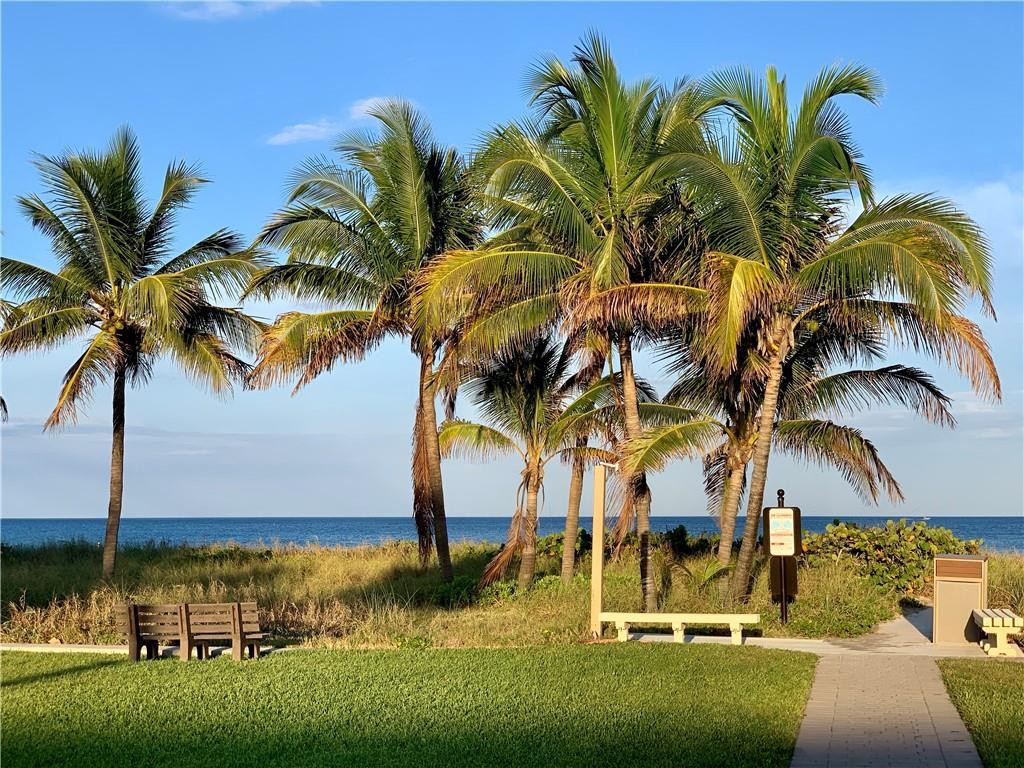 17 Cayuga Road Sea Ranch Lakes, FL 33308 - Photo 25 of 25 Photo 25