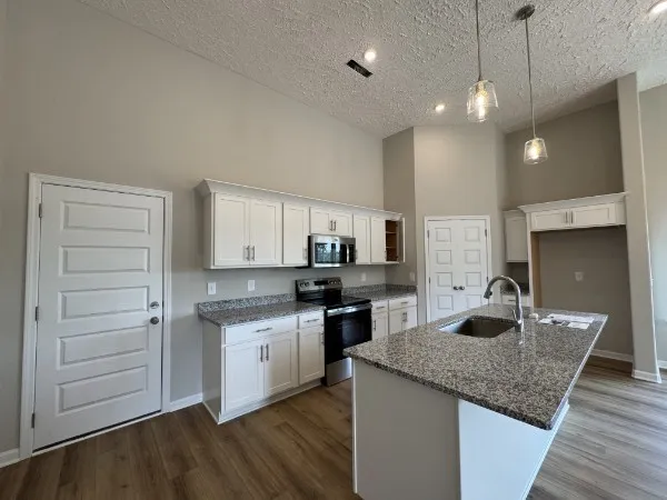 $399,900 | 8 Laurel View Street, Manchester, TN 37355