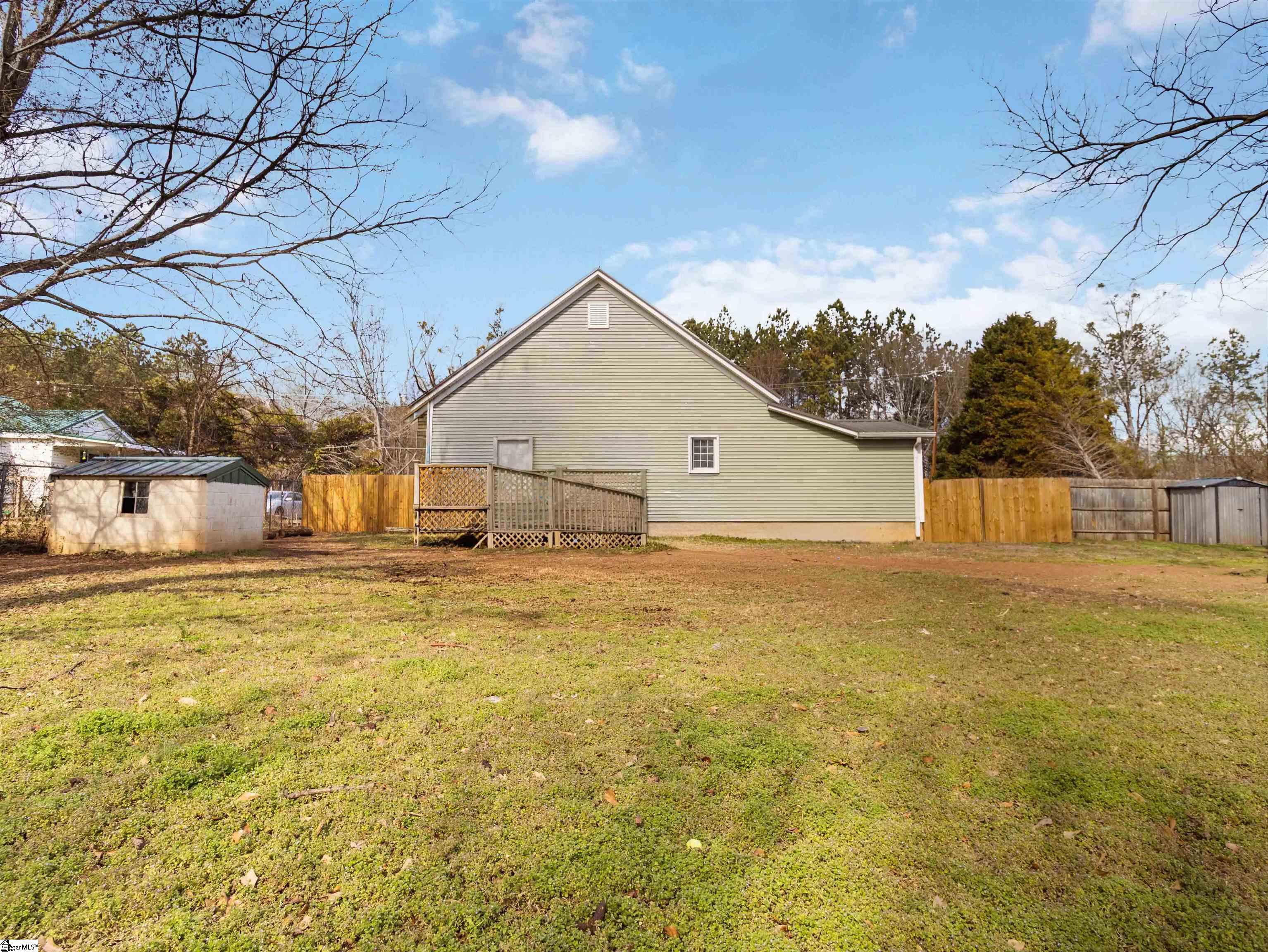 8768 Highway 92 Enoree, SC 29335 - Photo 25 of 35