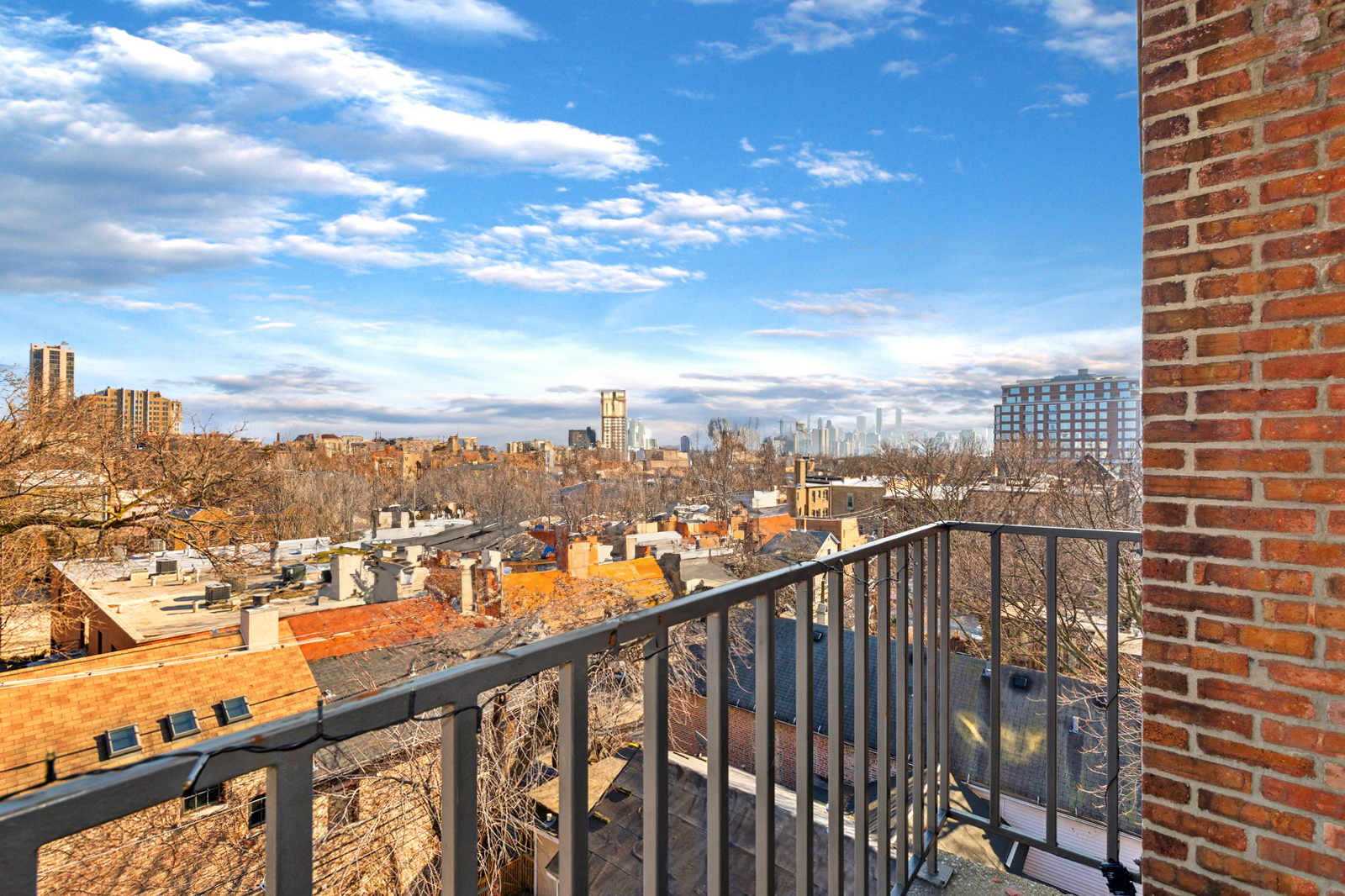 2333 North Geneva Terrace, Unit 6D Chicago, IL 60614 - Photo 7 of 15 a view of city from balcony