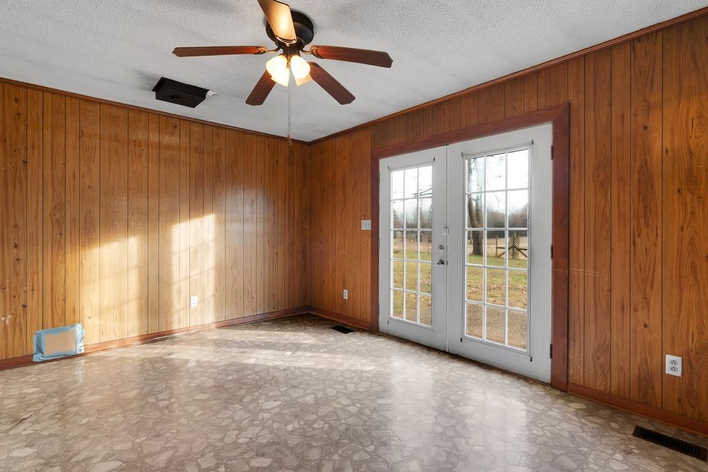 151 Robert Branch Drive Tullahoma, TN 37388 - Photo 12 of 18 a view of an empty room with a window