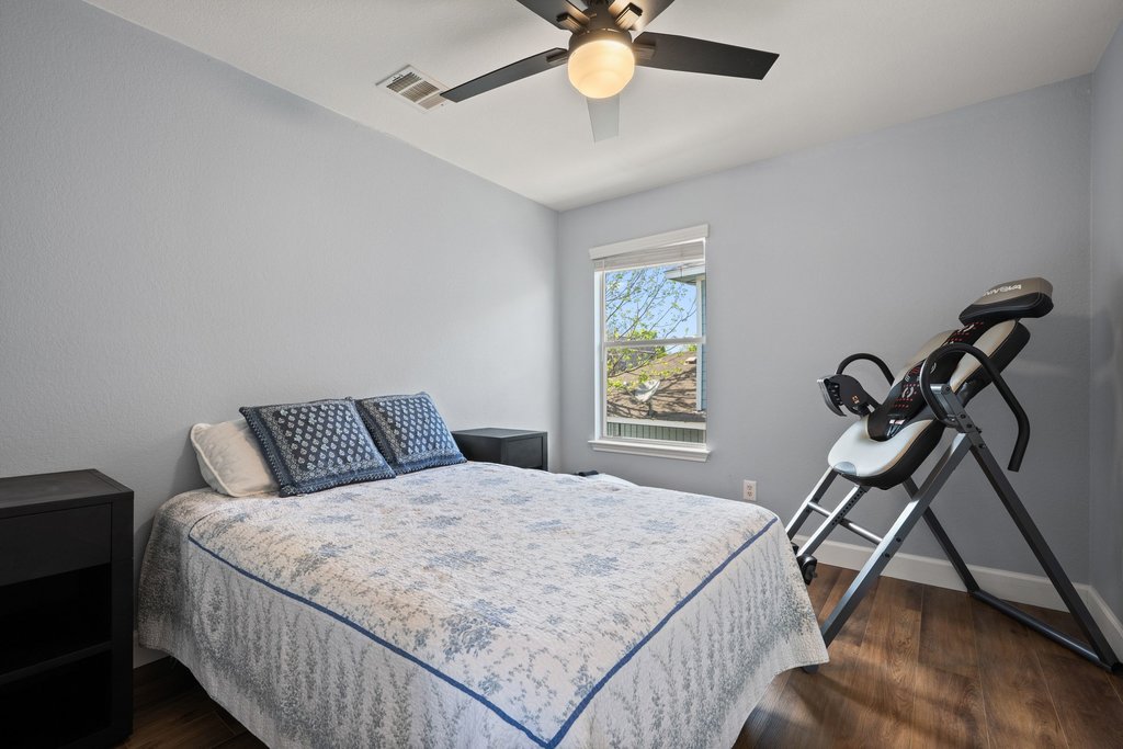 173 Decker Kyle, TX 78640 - Photo 21 of 37 Secondary Bedroom Upstairs.