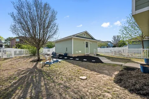 $319,000 | 173 Decker, Kyle, TX 78640