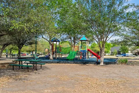 $319,000 | 173 Decker, Kyle, TX 78640