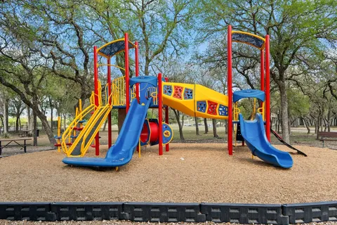 $319,000 | 173 Decker, Kyle, TX 78640