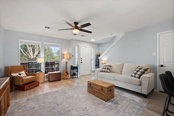 $319,000 | 173 Decker, Kyle, TX 78640