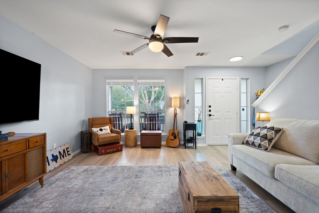 173 Decker Kyle, TX 78640 - Photo 5 of 37 Light filled large living room.