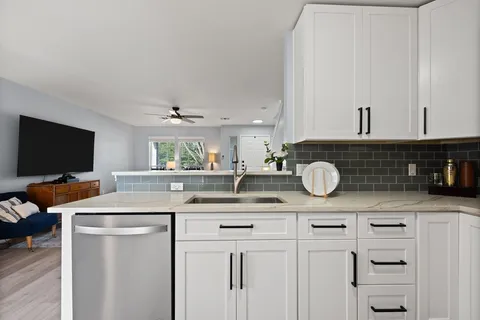 $319,000 | 173 Decker, Kyle, TX 78640