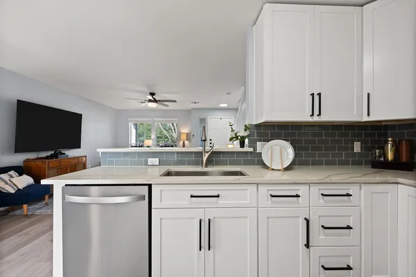 $319,000 | 173 Decker, Kyle, TX 78640