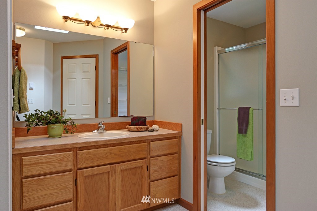 16400 Thorpe Road Northeast Poulsbo, WA 98370 - Photo 10 of 23 Gallery Image 10