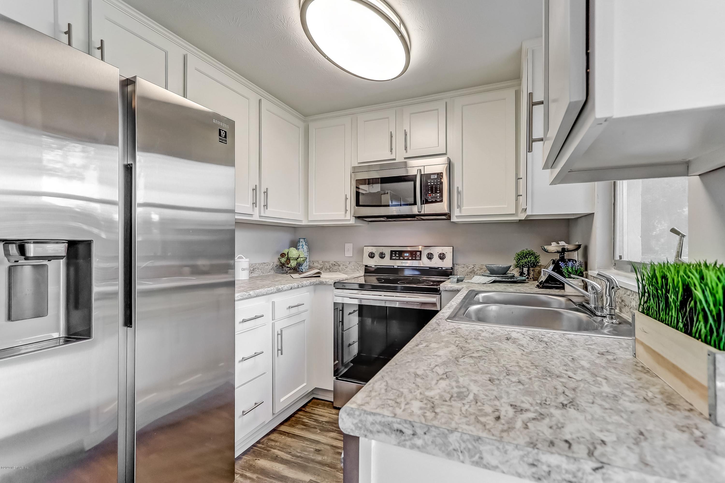 235 Noel Road Orange Park, FL 32073 - Photo 13 of 29 Rave Home Staging Jacksonville (17)