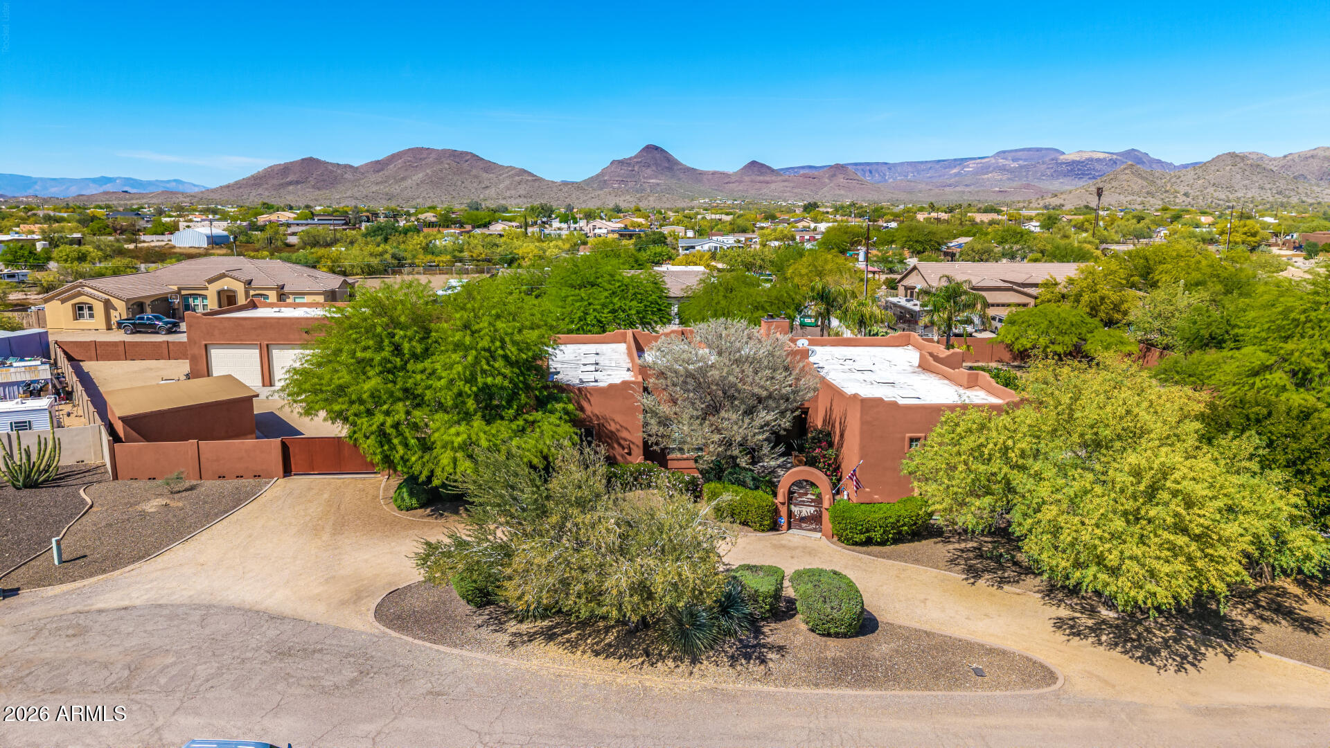 2324 La Verna Way Phoenix, AZ 85086 - Photo 1 of 79 2324 E La Verna