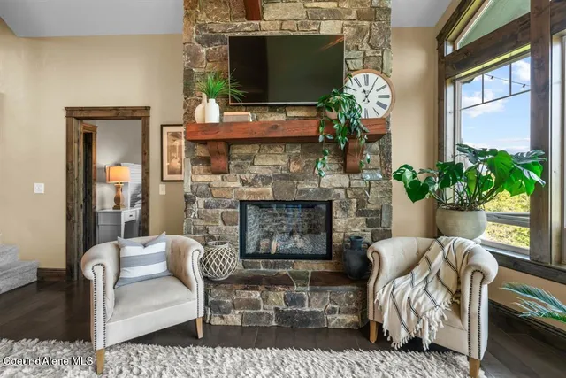 $1,350,000 | 15 Sandi Lane, Heron, MT 59844