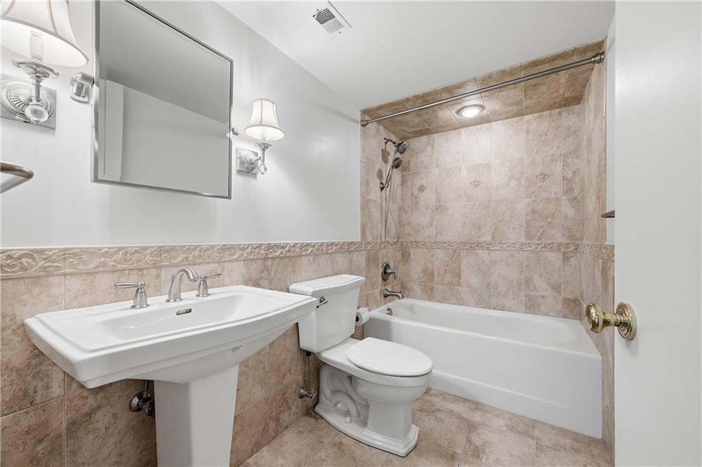 1500 Cochran Road, Unit 900 Pittsburgh, PA 15243 - Photo 18 of 32