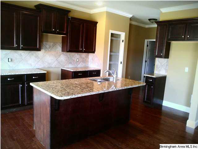 402 Village Place Pelham, AL 35124 - Photo 3 of 7