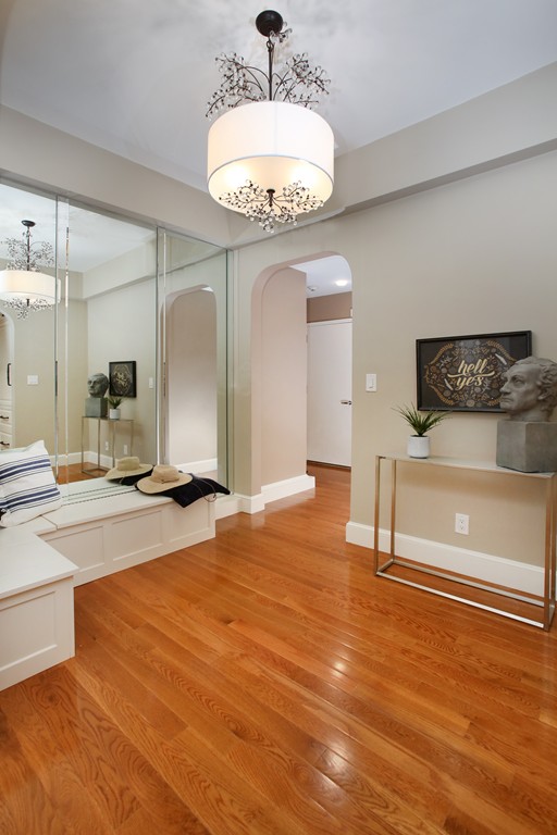 37 Beacon Street, Unit 5 Boston, MA 02108 - Photo 3 of 21