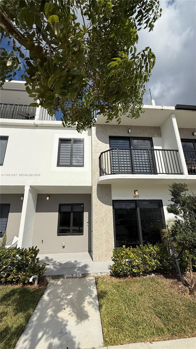 14571 Southwest 261st Street, Unit 14571 Homestead, FL 33032 - Photo 1 of 14