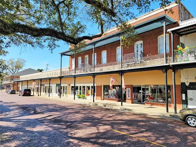 $442,000 | 522 Front Street, Unit B, Natchitoches, LA 71457