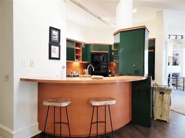 $442,000 | 522 Front Street, Unit B, Natchitoches, LA 71457