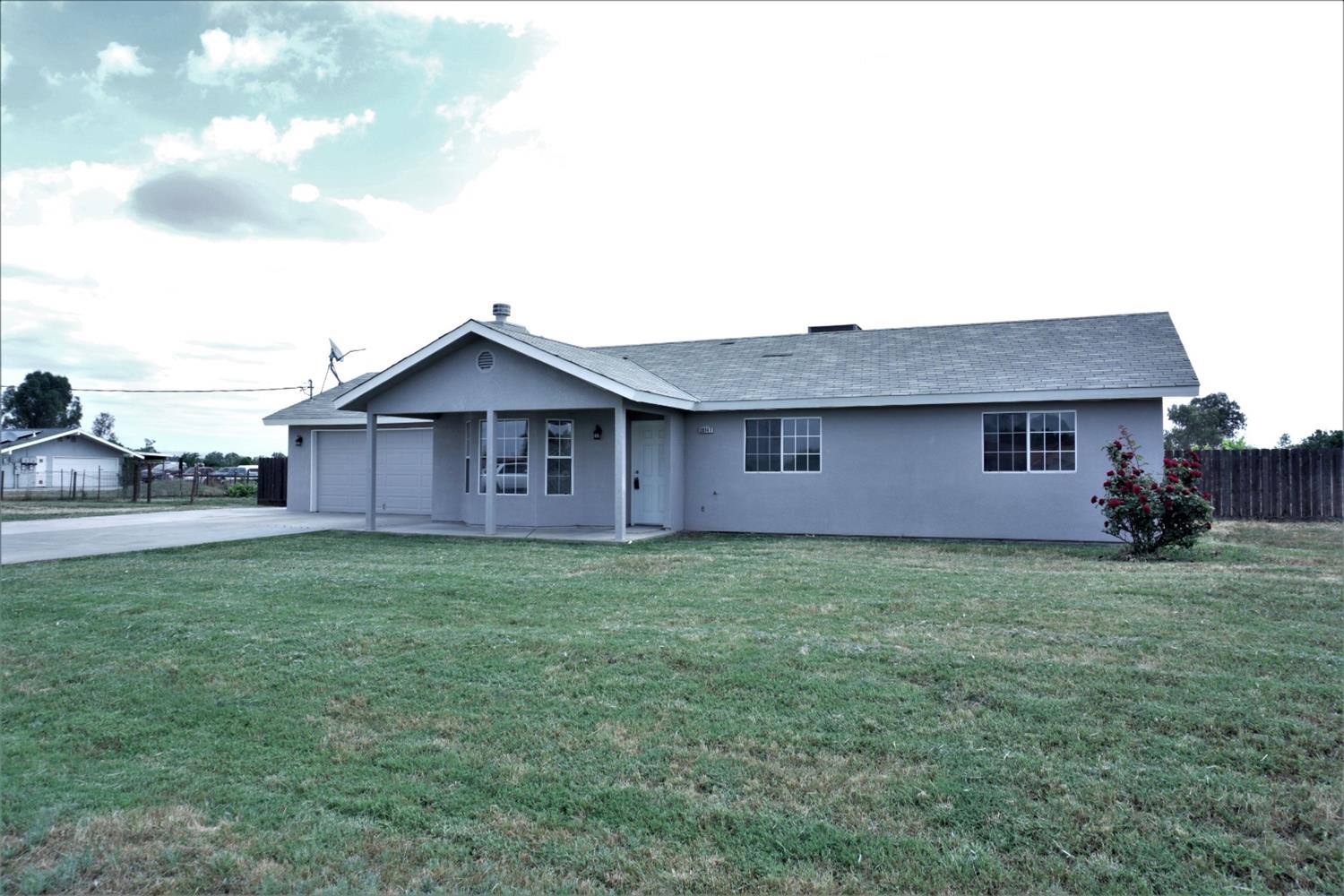 20147 Olympia Road Madera, CA 93638 - Photo 2 of 13 Gallery Image 2