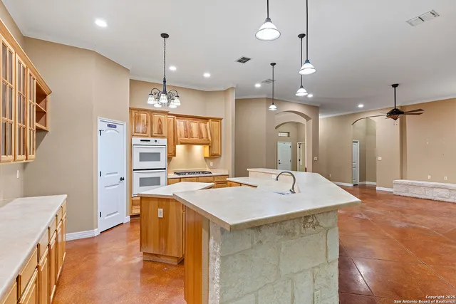 $600,000 | 632 Copper Rim, Spring Branch, TX 78070