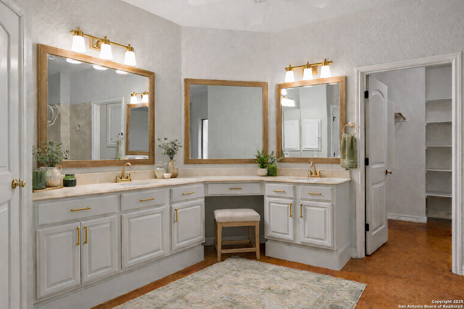 632 Copper Rim Spring Branch, TX 78070 - Photo 24 of 45 a spacious bathroom with a double vanity sink mirror and double