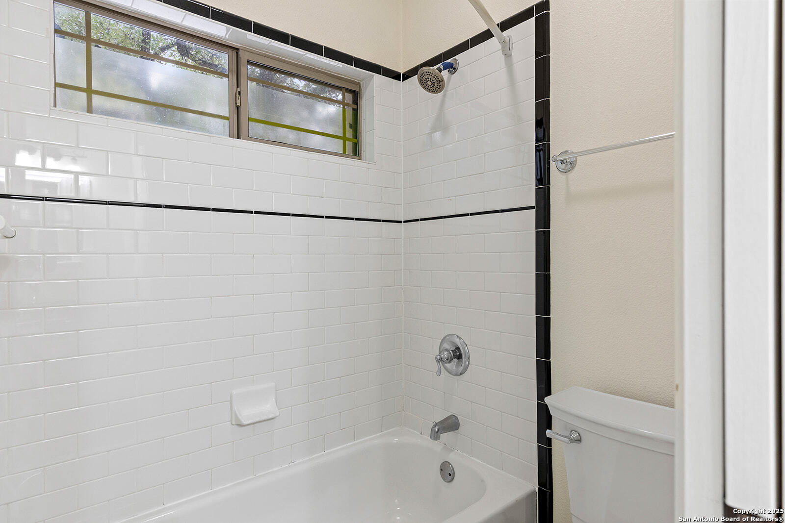 632 Copper Rim Spring Branch, TX 78070 - Photo 32 of 45 a bathroom with a bathtub and a shower