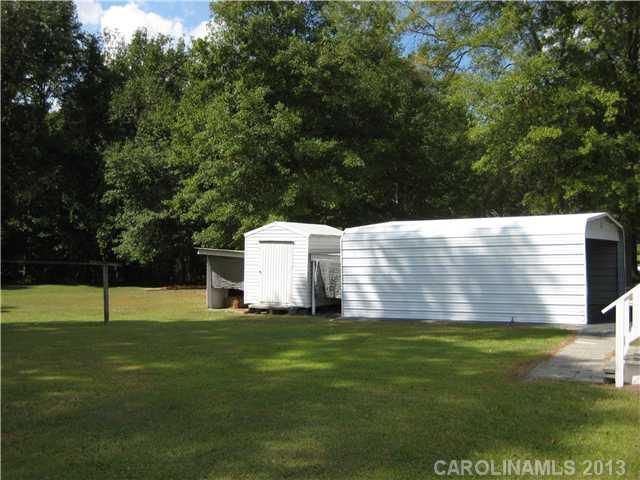 3915 Berry Hill Road Edgemoor, SC 29712 - Photo 14 of 16 a view of a back yard