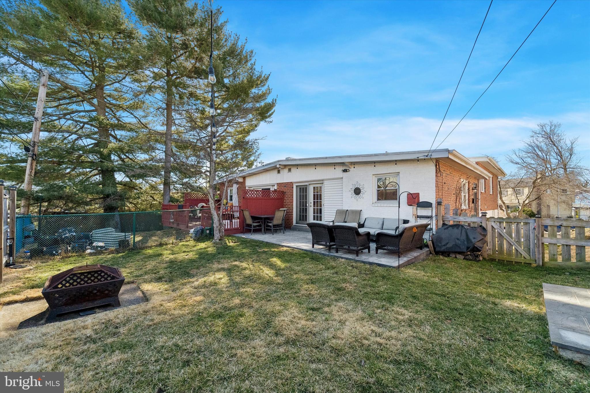 19 Juniper Road Havertown, PA 19083 - Photo 24 of 24 a view of a house with backyard and sitting area