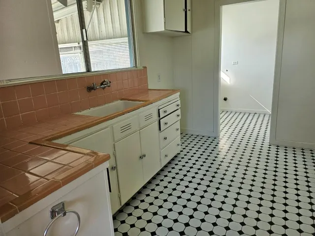 $1,000,000 | 200 Carmelo Lane, South San Francisco, CA 94080