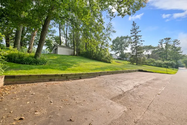 $195,000 | Shore Acres Road, Green Bay, WI 54311