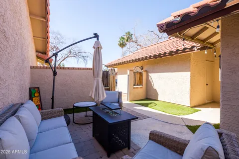 $375,000 | 5210 East Coronado Circle, Phoenix, AZ 85044