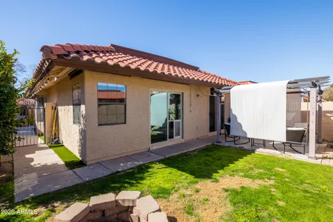 $375,000 | 5210 East Coronado Circle, Phoenix, AZ 85044