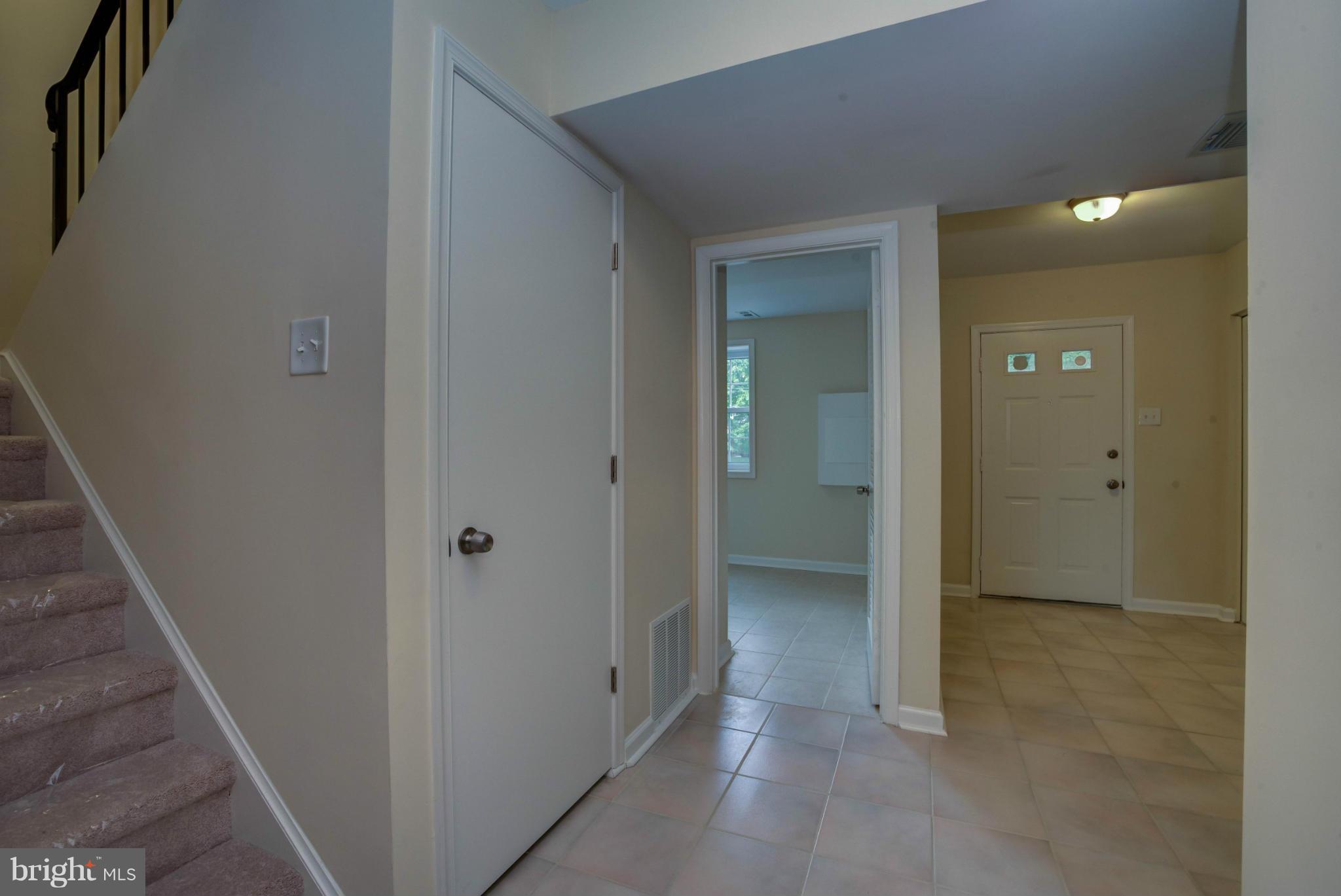 4225 Buckman Road Alexandria, VA 22309 - Photo 2 of 27 Interior (General)