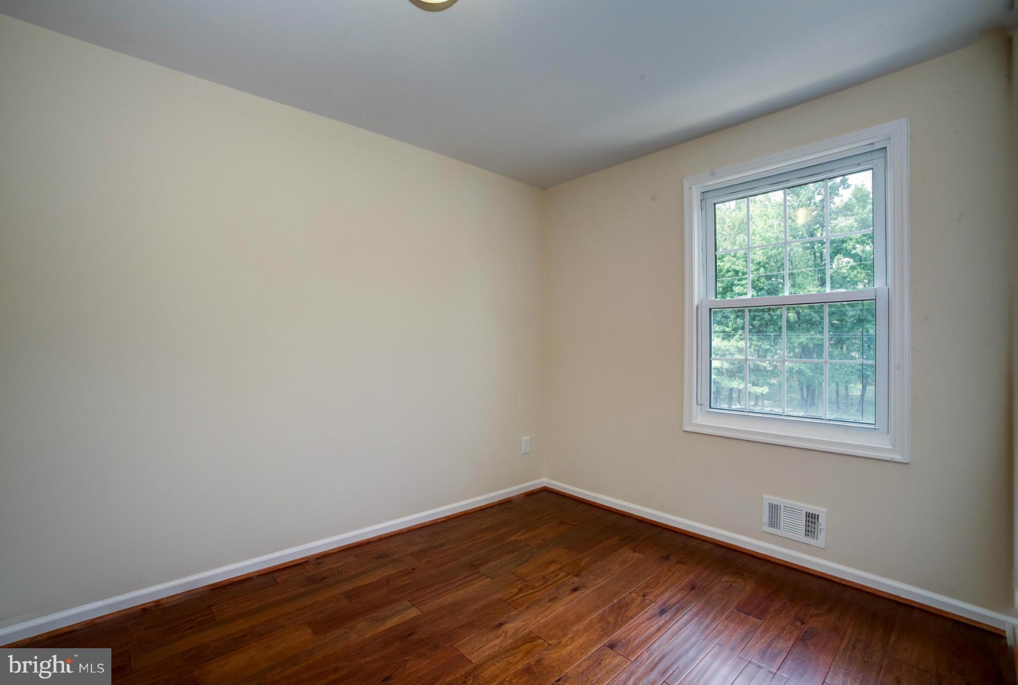 4225 Buckman Road Alexandria, VA 22309 - Photo 20 of 27 Kitchen
