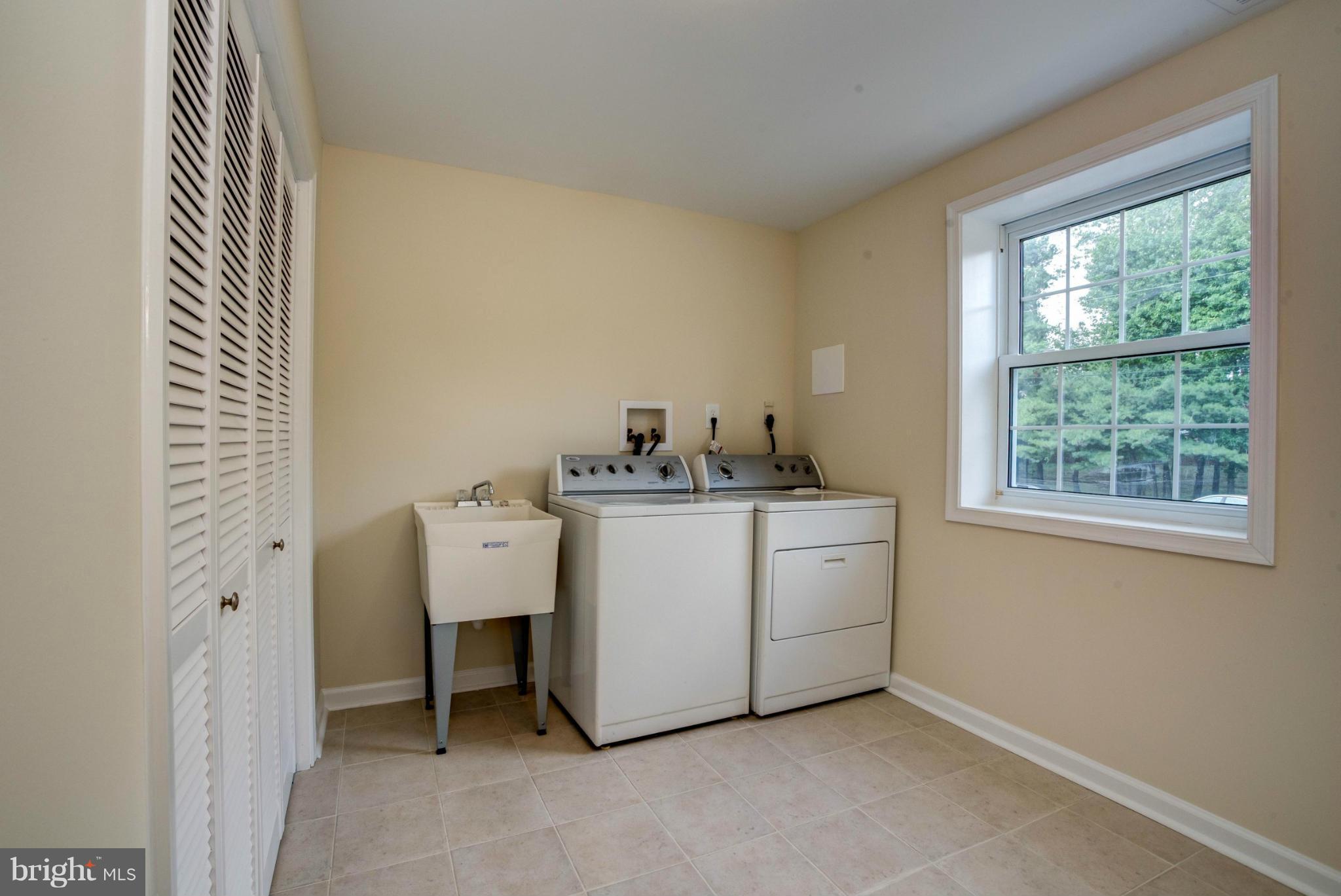 4225 Buckman Road Alexandria, VA 22309 - Photo 23 of 27 Interior (General)