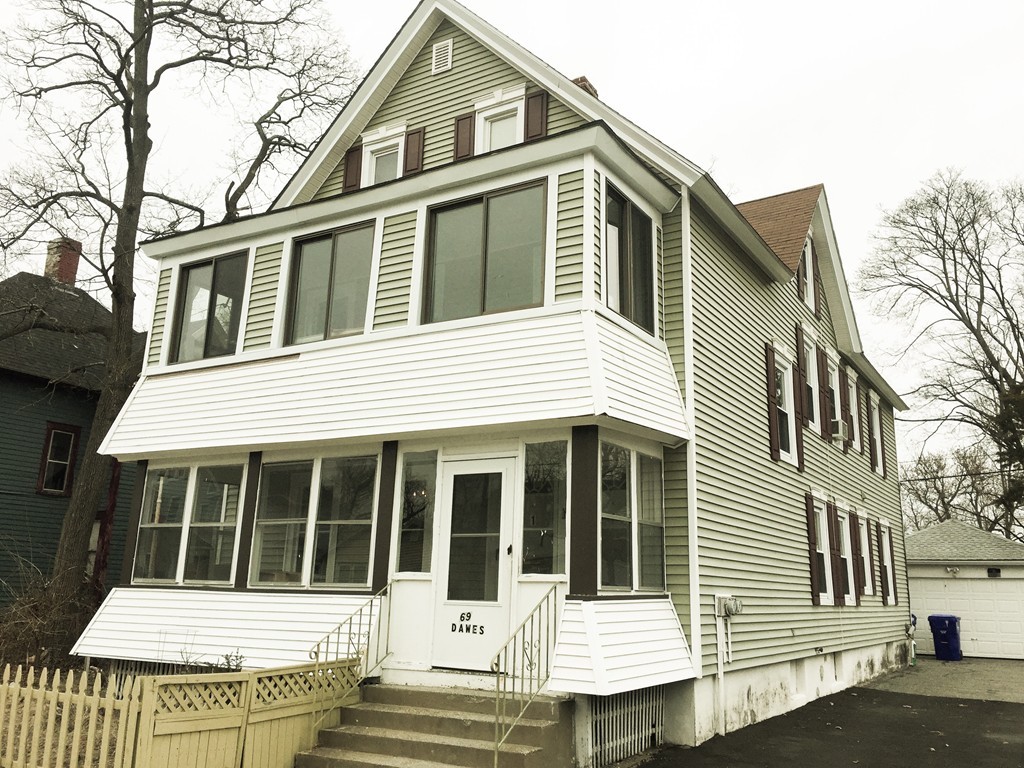 69 Dawes Street Springfield, MA 01109 - Photo 1 of 18 Gallery Image 1